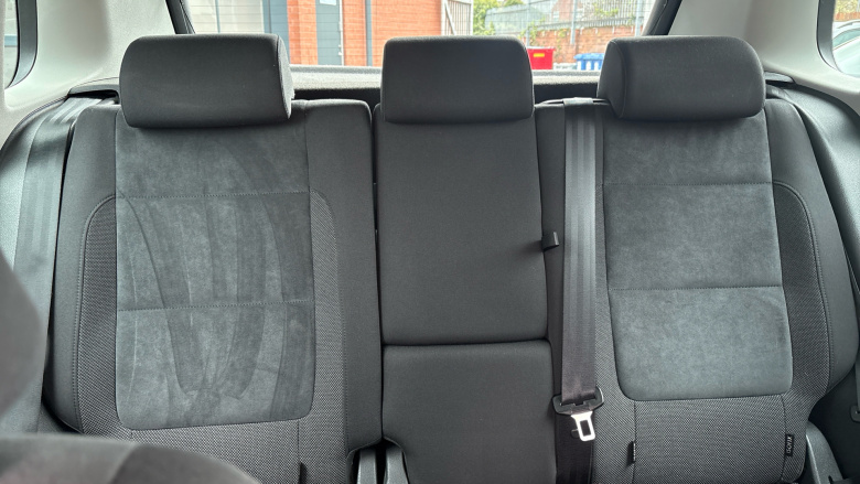 Volkswagen Tiguan 2.0 TDi BlueMotion Tech Match 5dr [2WD] Diesel Estate